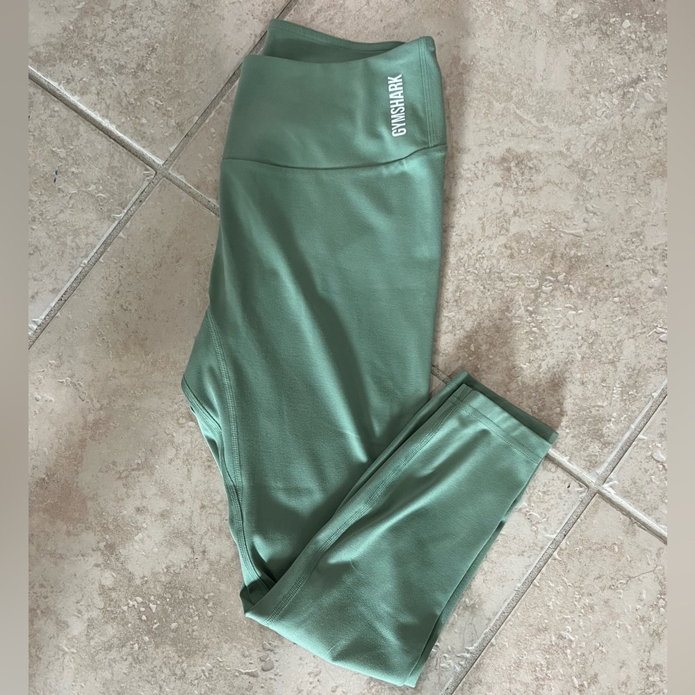 Gymshark Green Capri Leggings